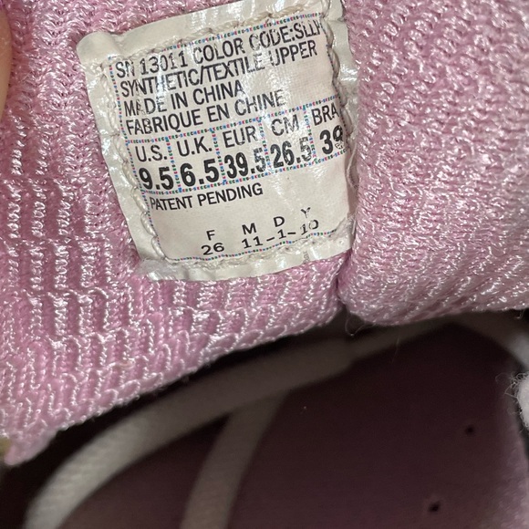 Skechers Shape-Ups Toners women’s size 9.5 - Picture 11 of 14